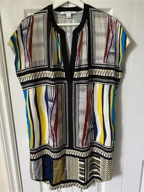 Diane Von Furstenberg Silk Joanna dress Abstract Print Tunic Kimono dress Size 4